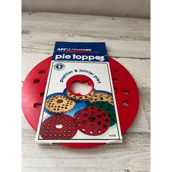 Rowoco vintage 1987 Apple/Cherry and Lattice pie toppers NOS - Picture 2 of 7